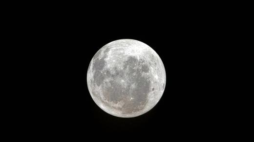 Fotka Měsíce, kterou pořídila posádka mise Artemis II