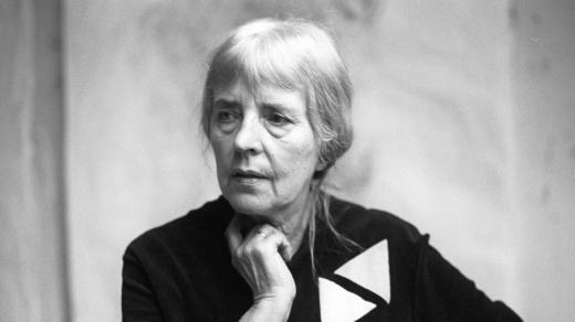 Adriena Šimotová ve svém pražském ateliéru