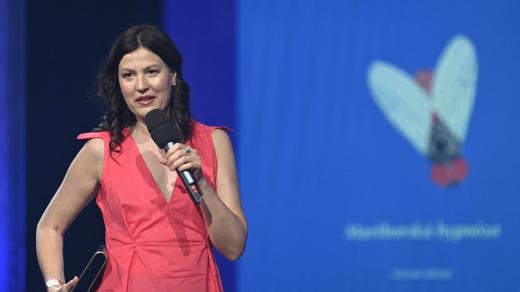 Knihu roku i cenu za prózu roku 2026 získala Dora Kaprálová za knihu Mariborská hypnóza