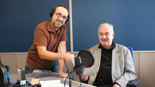 Tomáš Katschner a Jan Adam ve studiu Českého rozhlasu Hradec Králové