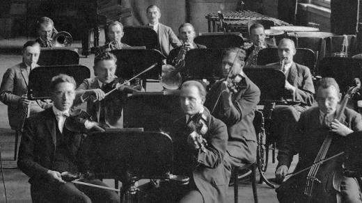 Orchestr Radiojournalu v Národním domě, výřez (1. 10. 1926)