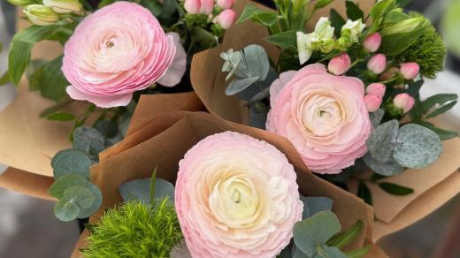 Eustoma je mezi floristy velmi oblíbená