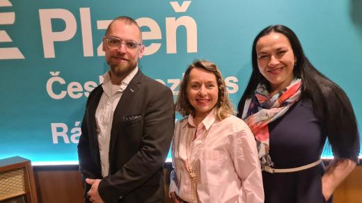 Vojtěch Cibulka, Šimona Mašková a Jana Rychterová.jpg