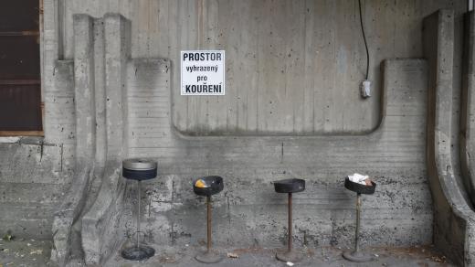 I v Česku dovedeme vyrobit peklo pro kuřáky