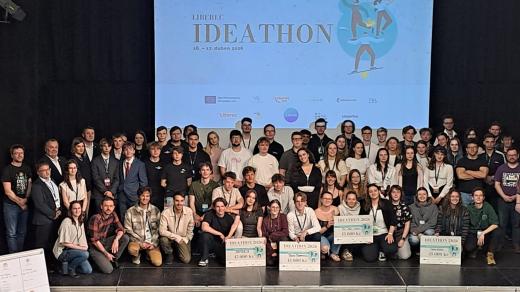 Letošního ročníku Ideathonu se zúčastnilo 63 studentů ve 21 týmech Středoškoláků a vysokoškoláků z Libereckeho kraje