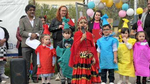 Děti z Liščiny tady tancují, zpívají, ale hlavně se připravují do školy