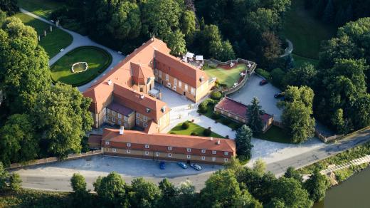 Středočeský zámek Štiřín