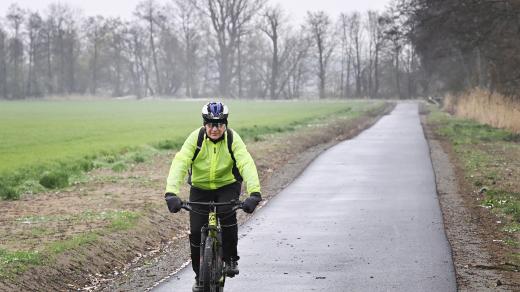 Nová stezka pro pěší a pro cyklisty mezi plzeňským obvodem Malesice a Městem Touškov