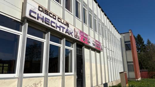 Sázava se loučí s legendárním kulturním centrem Chechták