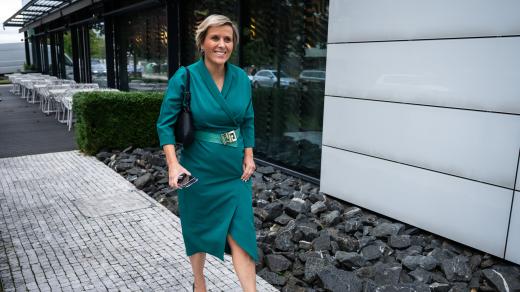Jana Mračková Vildumetzová přichází do volebního štábu hnutí ANO