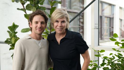 Atlet Jan Friš s moderátorkou Kateřinou Neumannovou