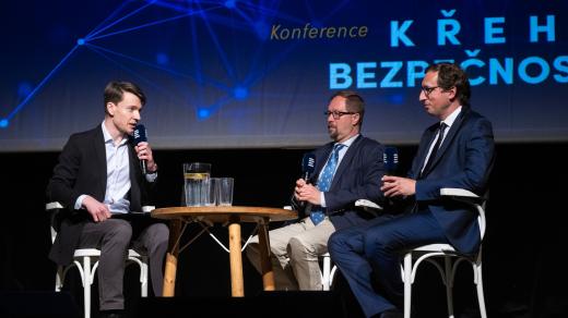 Debata Pro a proti o svobodě slova s Romanem Jochem a Tomášem Koblížkem