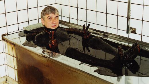 Herec Miroslav Donutil v Lázních Aurora v Třeboni (2001)