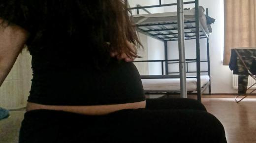 18letá Anna se připravuje na mateřství