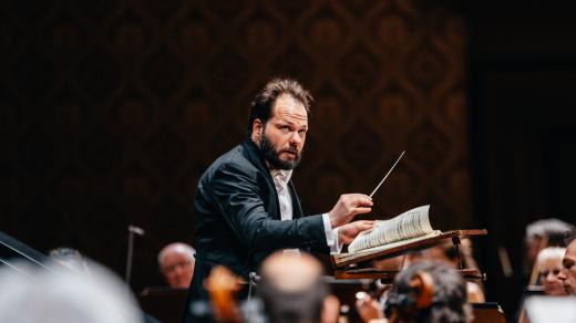 Petr Popelka (dirigent) a Symfonický orchestr Českého rozhlasu v Rudolfinu