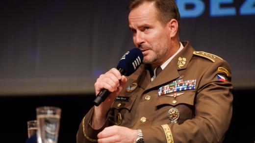 Karel Řehka na konferenci Křehká bezpečnost