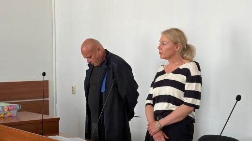 Obhájce Petr Dítě a obžalovaná Věra Zapletalová