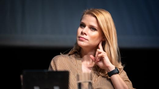 Zuzana Kovačič Hanzelová na konferenci Českého rozhlasu Plus Pravda v pohybu