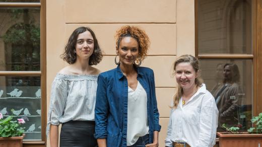 Eliška Mezerová, Lejla Abbasová a Eva Předotová