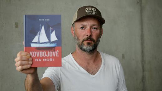 Nemá kocour pořád posvícení aneb Lidová komedie o třech zamilovaných