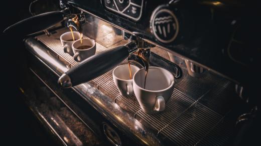 Espresso, káva, kávovar, kavárna