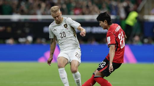 Jaroslav Zelený v utkání s Jižní Koreou na mistrovství světa ve fotbale