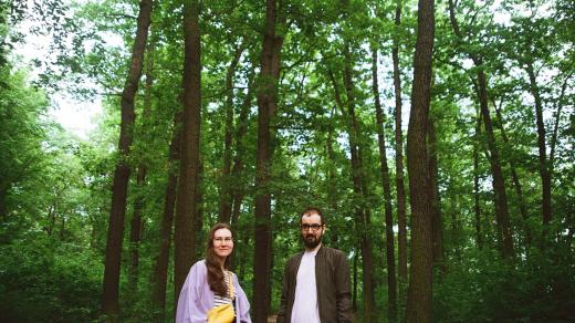 Basistka Klára Pudláková a saxofonista Michal Wróblewski, duo Toša
