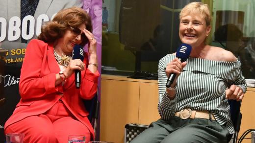 Jubilantky Saskia Burešová a Marie Retková v Toboganu