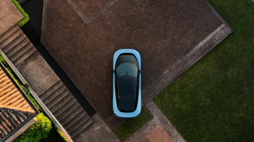Ferrari Luce