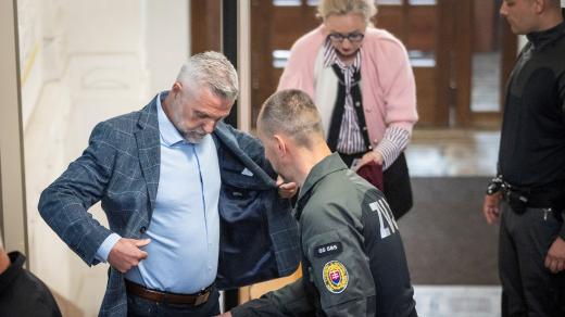 Bývalý policejní prezident Tibor Gašpar během prvního jednacího dne v kauze Očistec