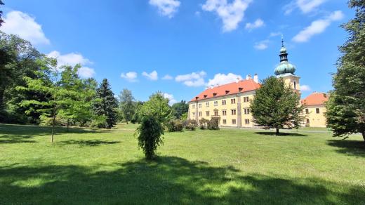 Zámecký park v Doksech