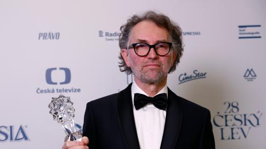 Českého lva 2021 za nejlepší kameru získal Martin Štrba za film Šarlatán