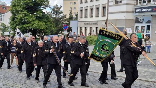 Setkání hornických měst a obcí Příbram - slavnostní průvod