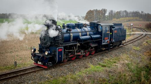 Parní lokomotiva U57.001 zvaná Malý Štokr na trati z Třemešné ve Slezku do Osoblahy (archivní fotografie)