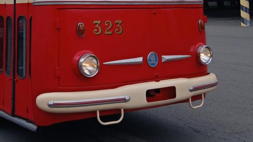 Trolejbus Škoda 9Tr