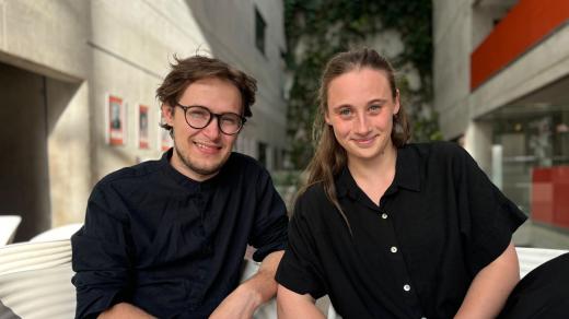 Členové divadelního souboru FRAS Jakub Šulík a Johana Šulík Bártová v Klubu Rádia Junior