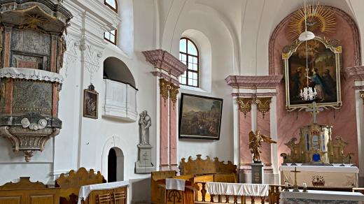 Interiér kostela