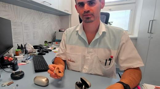 Specialista sluchadlové ambulance jablonecké nemocnice Jakub Kašpar