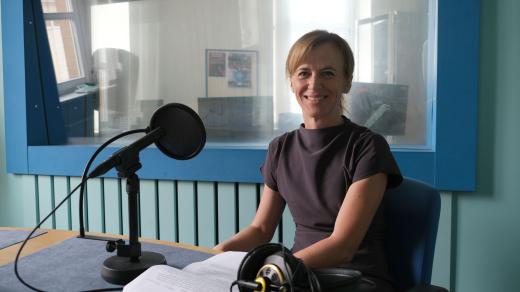 Petra Henychová ve studiu Českého rozhlasu Hradec Králové