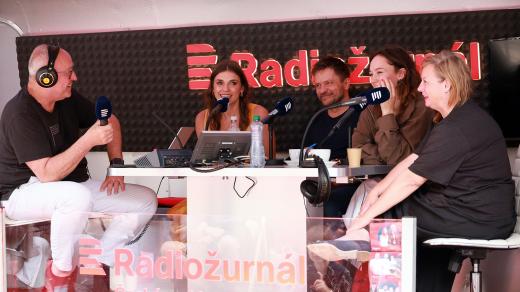 Filmoví profesionálové Gabriela Heclová, Denisa Pfauserová, Jiří Mádl a Kateřina Oujezdská na debatě Radiožurnálu