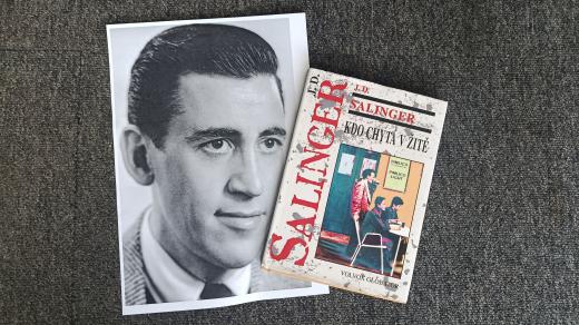 Kdo chytá v žitě a Salinger