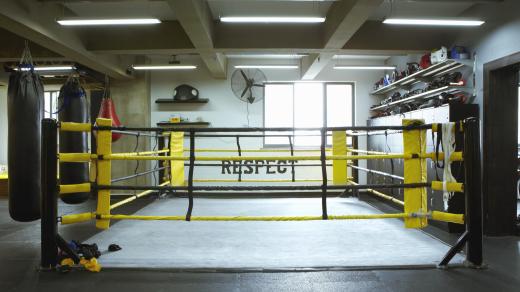 Prázdný boxerský ring (ilustr. foto)