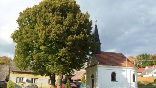 Kaple ve Vlkosovicích u Černovic na Pelhřimovsku