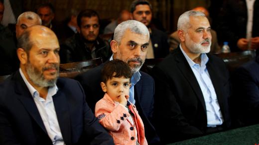 Vůdci Hamásu, zleva Chalíl Hajja, Chief Yehya Al-Sinwar a Ismail Haniyeh, foto z roku 2017