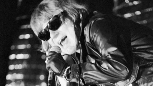 Miki Volek (1980)