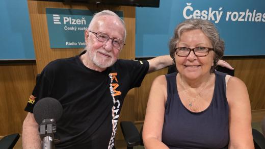 Brusič skla Gabriel Hájek a krajkářka Helena Šrámková