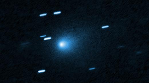 Mezihvězdná kometa 3I/ATLAS na snímku Hubbleova teleskopu