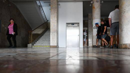 Výtah ve Strednej priemyslnej škole v Dubnici nad Váhom na Slovensku