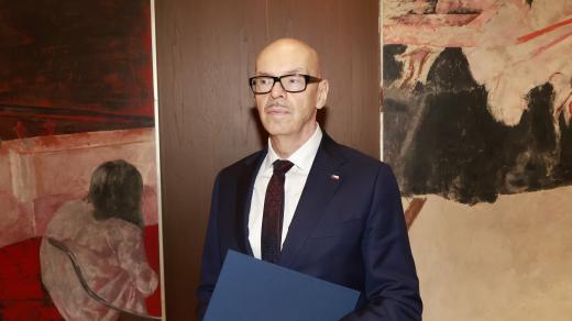 Ministr kultury Klempíř na tiskové konferenci k 60. ročníku Mezinárodního filmového festivalu Karlovy Vary (21. dubna 2026)