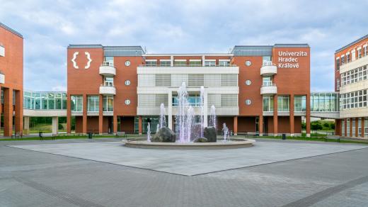 Univerzita Hradec Králové
